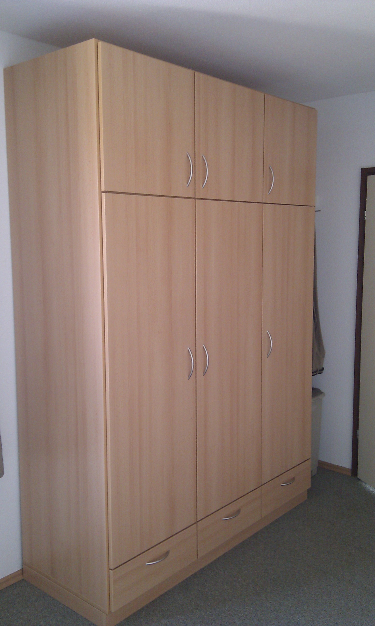 Kundenbilder von Schränken ohne Schrägen nach Maß | deinSchrank.de