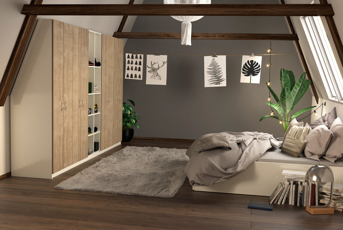 Drempelschrank mit Schräge hinten